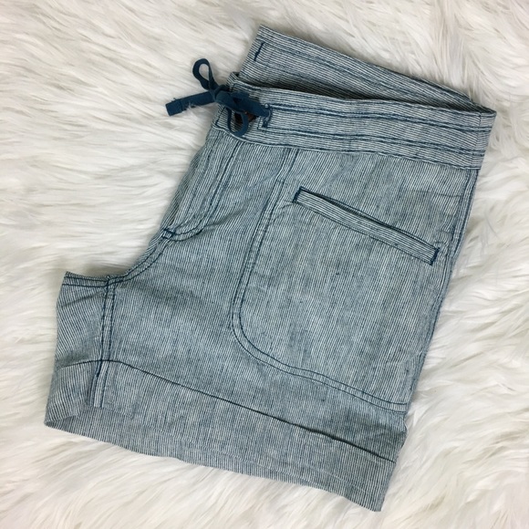 The North Face Pants - The North Face Linen Shorts Size 6